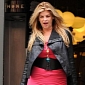 Kirstie Alley Says She Has a 22-Inch Waist