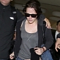 Kristen Stewart Wore Robert Pattinson’s Clothes on First Post-Scandal Outing