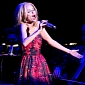 Kristin Chenoweth Brings New Orleans Mayor on Stage to Sing with Her – Video