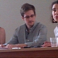 Lawyer: Snowden Will Remain in Airport, Awaits Documents