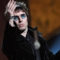 Liam Gallagher Throws Away Award and Mic at Brit Awards 2010