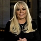 Lindsay Lohan's SNL Previews – Watch Here