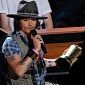 MTV Movie Awards 2012: Johnny Depp Performs with The Black Keys