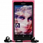 Magenta Nokia Lumia 800 Now on Pre-Order in UK