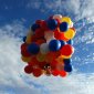 Man Flies 376 Kilometers with Lawn Chair and Helium Party Balloons