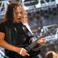 Metallica’s Kirk Hammett Explains Accidental Kicking of Girl in Concert