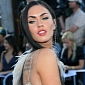 Michael Bay to Megan Fox: I’m Sorry that I’m Making You Show Up on Time