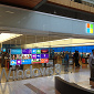 Microsoft Opens Hawaii Store, Donates Software to Local Charities