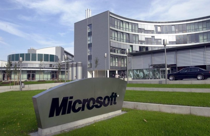 Microsoft to Give Away 12 Million Office Licenses in the United States