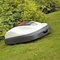 Miimo Robotic Lawnmower Lets You Relax on a Sunny Day