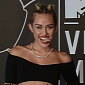 Miley Cyrus Dumped Liam Hemsworth Because She’s All About Female Empowerment