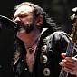 Motorhead Rocker Lemmy Is Beginning to Recover from Health Issues