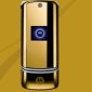 Motorola Unveils Limited Edition Golden KRZR K1