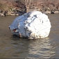 Mysterious Floating 7-Foot (2.1-M) Head Ends Up in Hudson River, in New York