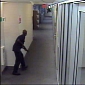Navy Yard Shooting FBI Video Shows Aaron Alexis Patrolling Hallway in Military Fashion