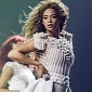 New Beyonce Meme #BeyonceAlwaysOnBeat Shows Queen B Can Do No Wrong – Video