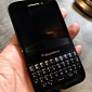 New BlackBerry R10 Photos Emerge, Specs Available Too