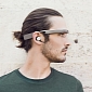 New Google Glass Official Photos Show Detachable Earbud