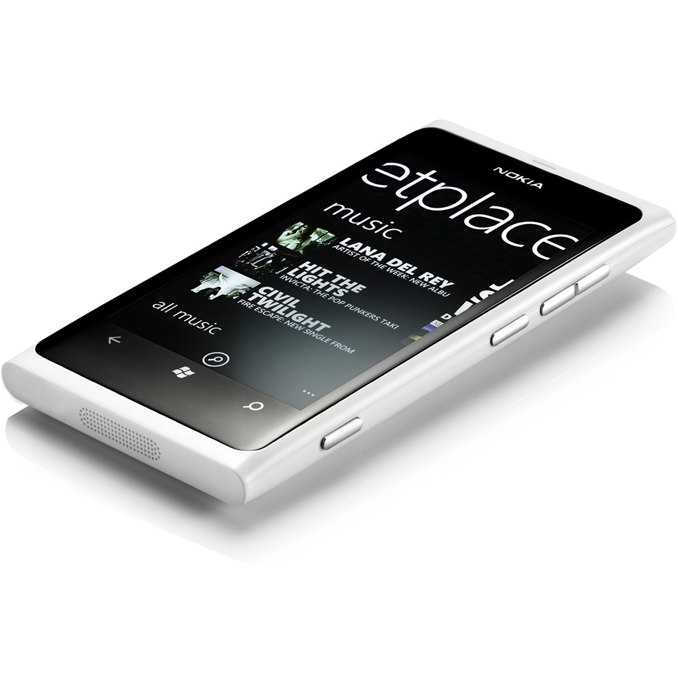 Nokia-Makes-the-White-Lumia-800-Official
