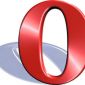 Opera 8 has to obtain 1 million downloads in the first 4 days