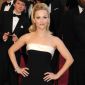 Oscars 2011: Reese Witherspoon Is Stunning in Armani Privé