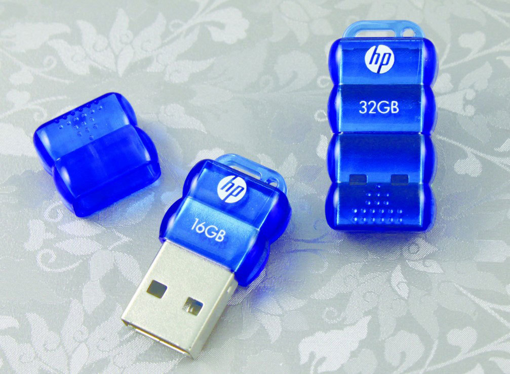 PNY HP v112b Tiny USB Flash Drive Is Translucent