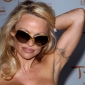 Pamela Anderson Says No to Botox, Yes to Aging Naturally