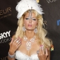 Paris Hilton Wanted Implants, Mother Reveals