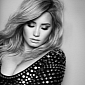 People’s Choice Awards 2014: Demi Lovato Scolds Fans for Being Mean to Her