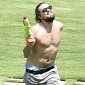 Photo of the Day: Leonardo DiCaprio with a Watergun Is the Most Amazing Thing Ever