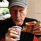 Photo of the Day: Patrick Stewart’s First Pizza Slice in NYC