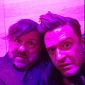 Photo of the Day: Ricky Gervais, Justin Timberlake Start Floorpic Photo Trend