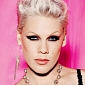 VMAs 2012: Pink Debuts New Song