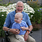 President George H.W. Bush Shaves Head for 2-Year-Old Cancer Patient – Photo