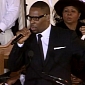 R. Kelly Pays Tribute to Whitney Houston at Funeral