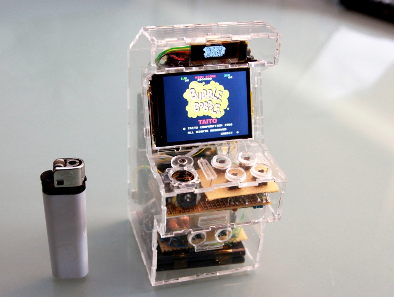 Raspberry-Pi-Board-Turned-Into-Pocket-Sized-Arcade-Cabinet-2
