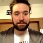 Reddit Cofounder Ohanian Fights for Net Neutrality, Seeks Funds for Billboard
