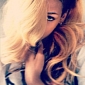 Rihanna Goes Blonde for Summer – Photo