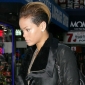 Rihanna Tweets Release Date for New Album