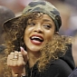 Rihanna Warns Miranda Lambert to Leave Chris Brown Alone