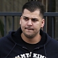 Rob Kardashian Charged with Battery, Theft in Paparazzo Incident
