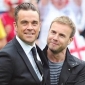 Robbie Williams Romances Gary Barlow in ‘Shame’ Video