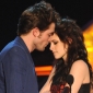 Robert Pattinson Admits to Crush on Kristen Stewart