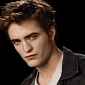 Robert Pattinson Dishes Details on Bella’s Wedding Dress in ‘Breaking Dawn’