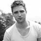 Robert Pattinson Signs with Dior for $12 Million (€9.2 Million)