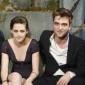 Robert Pattinson and Kristen Stewart Can’t Keep Their Hands Off Each Other