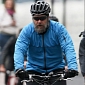 Russell Crowe Takes Paparazzi on a Bike Chase Through New York