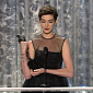 SAG Awards 2013: Anne Hathaway Turns On the Waterworks
