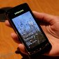 Samsung's Windows Phone 7 Prototype Gets Handled
