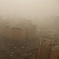 Sandstorm Hits Beijing, Air Pollution Reaches Dangerous Levels